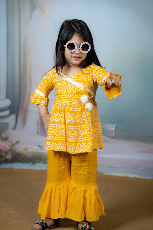 baby two pice new colletion